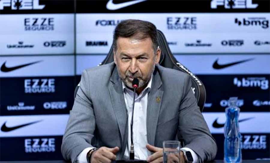 Corinthians: Augusto Melo é afastado da presidência do clube
